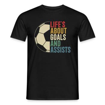 Life's About Goals And Assists Retro Fußball - Männer T-Shirt - Schwarz - Vorne - AI Model Male 178 light (178cm)