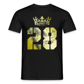 28 Zahl Krone - Männer T-Shirt - Schwarz - Vorne - AI Model Male 178 light (178cm)