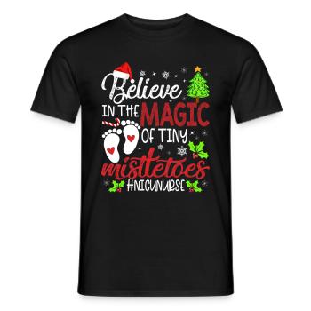 Nicu Nurse Believin Magic Of Tiny Mistletoe - Männer T-Shirt - Schwarz - Vorne - AI Model Male 178 light (178cm)