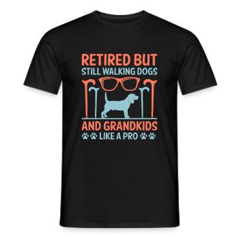 Hundeliebhaber Rentner Oma Rentner Hundebesitzer Hund - Männer T-Shirt - Schwarz - Vorne - AI Model Male 178 light (178cm)