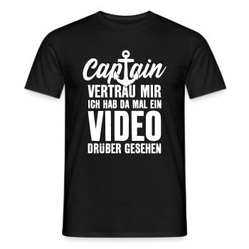 KAPITÄN SEGELN CAPTAIN SEGELSCHEIN - Männer T-Shirt - Schwarz - Vorne - AI Model Male 178 light (178cm)