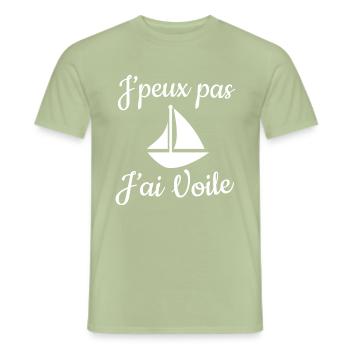 J'peux pas j'ai voile - T-shirt homme - vert sauge - Devant - AI Model Male 178 light (178cm)
