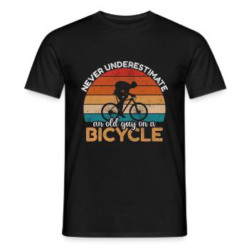Never underestimate an old man on a bike - Men's T-Shirt - black - Front - AI Model Male 178 light (178cm)