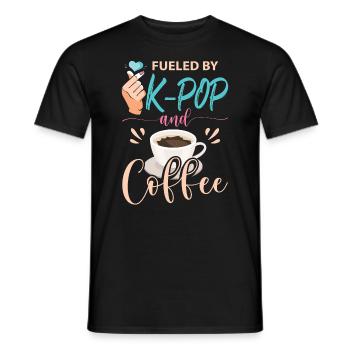 Angetrieben von K-Pop und Kaffee - Männer T-Shirt - Schwarz - Vorne - AI Model Male 178 light (178cm)