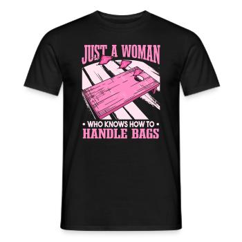 Nur eine Frau, die weiß, wie man mit Taschen Cornhole umgeht - Männer T-Shirt - Schwarz - Vorne - AI Model Male 178 light (178cm)