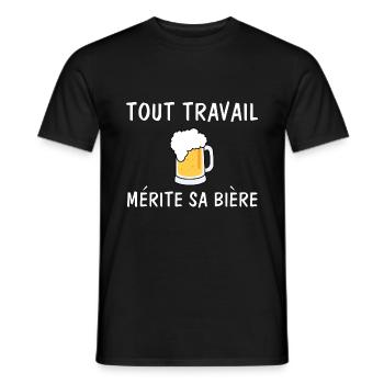 Tout travail mérite sa bière, t-shirt humour - T-shirt homme - noir - Devant - AI Model Male 178 light (178cm)