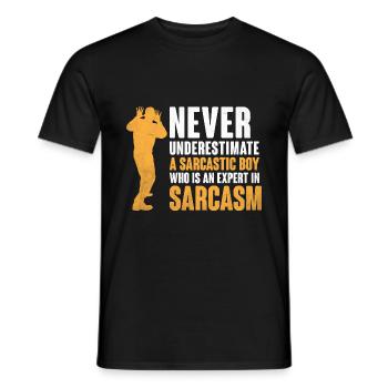 Unterschätze niemals einen sarkastischen Jungen-Sarkasmus - Männer T-Shirt - Schwarz - Vorne - AI Model Male 178 light (178cm)