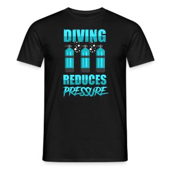 Passe-temps des plongeurs de plongée - T-shirt homme - noir - Devant - AI Model Male 178 light (178cm)