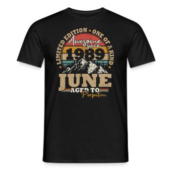 June 1989 Vintage Birthday Gift 34 Years - Men's T-Shirt - black - Front - AI Model Male 178 light (178cm)