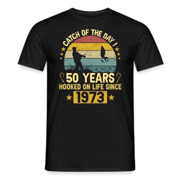 Anniversaire Pêcheur 1973 50 Ans Anniversaire - T-shirt homme - noir - Devant - AI Model Male 178 light (178cm)
