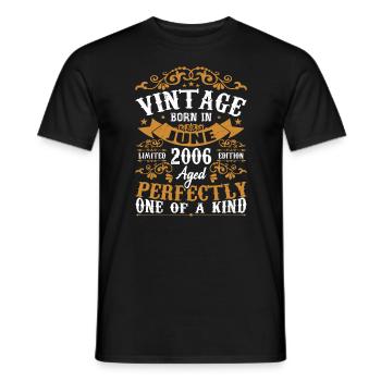 Geschenk Juni 2006 Geburtstag Juni 2006 Juni 2006 - Männer T-Shirt - Schwarz - Vorne - AI Model Male 178 light (178cm)