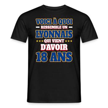 Supporter De Lyon Anniversaire 18 Ans - T-shirt homme - noir - Devant - AI Model Male 178 light (178cm)