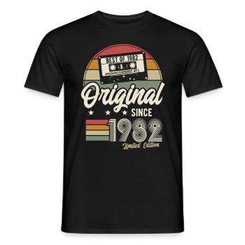 Original since 1982 Vintage Retro Birthday - Men's T-Shirt - black - Front - AI Model Male 178 light (178cm)