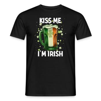 St Patricks Day Kiss Me Im Irish - Männer T-Shirt - Schwarz - Vorne - AI Model Male 178 light (178cm)