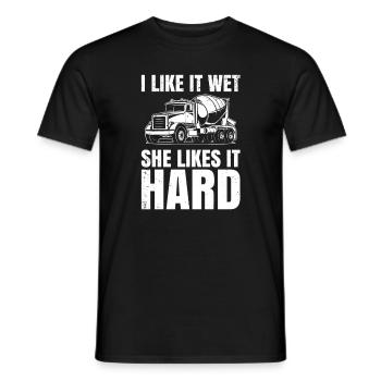 I like it wet, she likes it hard for everyone - Men's T-Shirt - black - Front - AI Model Male 178 light (178cm)