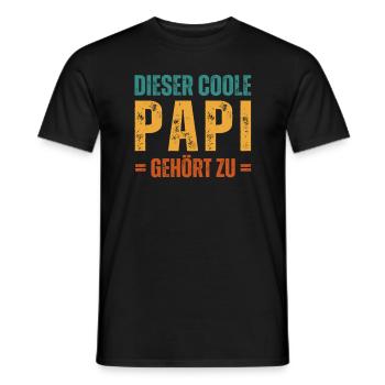 Dieser coole Papi gehört zu Personalisiert - Männer T-Shirt - Schwarz - Vorne - AI Model Male 178 light (178cm)