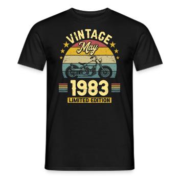 Oldtimer-Biker Jahrgang Mai 1983 40-jähriges Jubiläum - Männer T-Shirt - Schwarz - Vorne - AI Model Male 178 light (178cm)