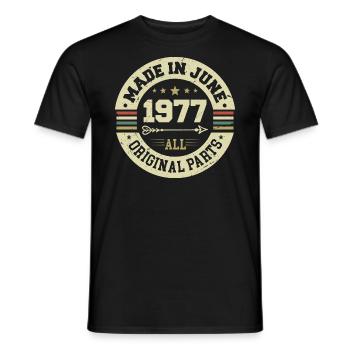 Juni 1977 Geburtstagsgeschenk Juni 1977 Juni 1977 - Männer T-Shirt - Schwarz - Vorne - AI Model Male 178 light (178cm)