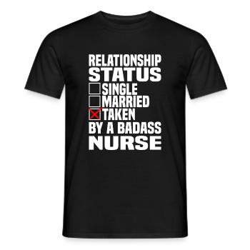 Pfleger Pflegekraft Beziehung Krankenschwester - Männer T-Shirt - Schwarz - Vorne - AI Model Male 178 light (178cm)