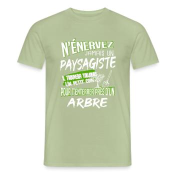 Paysagiste - T-shirt homme - vert sauge - Devant - AI Model Male 178 light (178cm)