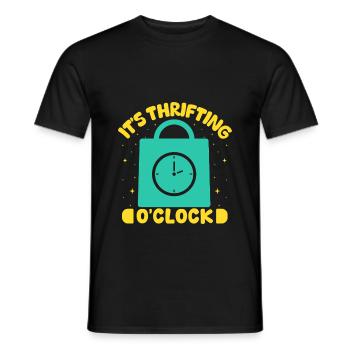 Thrift Shopper It´s Thrifting O´Clock Thrift Store - Männer T-Shirt - Schwarz - Vorne - AI Model Male 178 light (178cm)