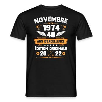Novembre 1974 Idée Cadeau D'anniversaire 48 Ans - T-shirt homme - noir - Devant - AI Model Male 178 light (178cm)