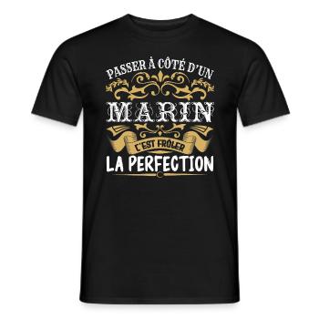 Le Meilleur Marin | Marin à la perfection - T-shirt homme - noir - Devant - AI Model Male 178 light (178cm)
