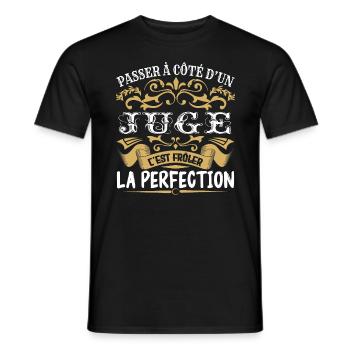 Le Meilleur Juge | Juge à la perfection - T-shirt homme - noir - Devant - AI Model Male 178 light (178cm)