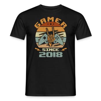 Gamer seit 2018 - Gaming-Jubiläumsgeschenk 2018 - Männer T-Shirt - Schwarz - Vorne - AI Model Male 178 light (178cm)