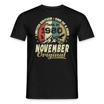 Novembre 1980, Cadeau D'anniversaire Novembre 1980 - T-shirt homme - noir - Devant - AI Model Male 178 light (178cm)