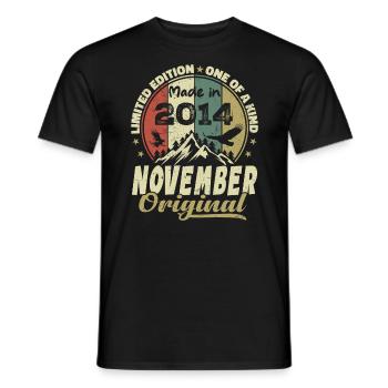 Novembre 2014, Cadeau D'anniversaire Novembre 2014 - T-shirt homme - noir - Devant - AI Model Male 178 light (178cm)