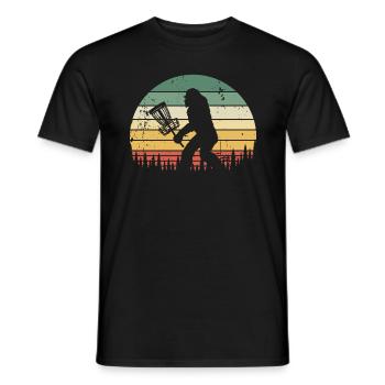 Lustige Bigfoot Disc Golf Bäume Vintage Sonnenuntergang - Männer T-Shirt - Schwarz - Vorne - AI Model Male 178 light (178cm)
