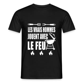barbecue humour bbq vrais hommes jouent feu drôle - T-shirt homme - noir - Devant - AI Model Male 178 light (178cm)