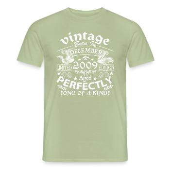 December 2009 | birthday 2009 Vintage December - T-shirt homme - vert sauge - Devant - AI Model Male 178 light (178cm)