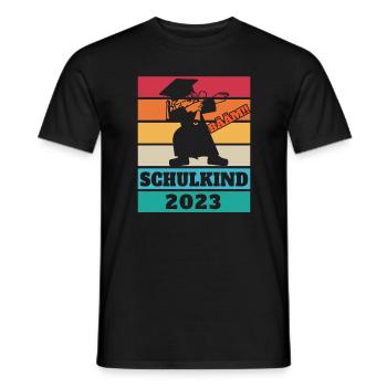 Schulkind 2023 Vintage - Männer T-Shirt - Schwarz - Vorne - AI Model Male 178 light (178cm)