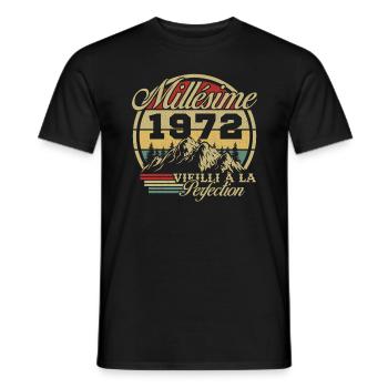 Vintage 1972, Vintage 1972 Birthday Gift - Men's T-Shirt - black - Front - AI Model Male 178 light (178cm)