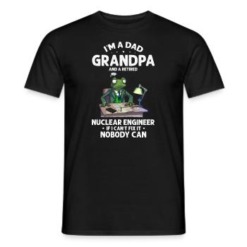 Erneuerbare Nukleare Spruch für Nukleartechnik - Männer T-Shirt - Schwarz - Vorne - AI Model Male 178 light (178cm)