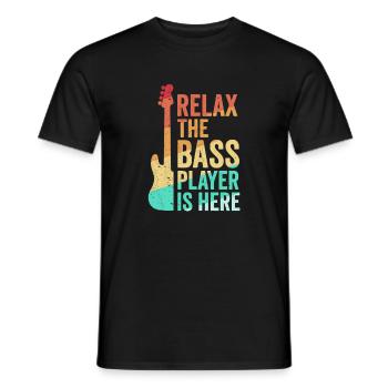 Bassist Geschenkidee - Männer T-Shirt - Schwarz - Vorne - AI Model Male 178 light (178cm)
