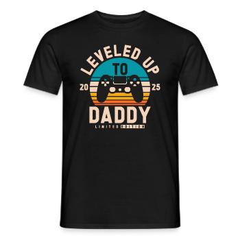 Promu au rang de Papa 2025 - T-shirt homme - noir - Devant - AI Model Male 178 light (178cm)
