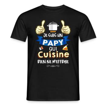 Papy à la Cuisine C'est de La balle - T-shirt homme - noir - Devant - AI Model Male 178 light (178cm)