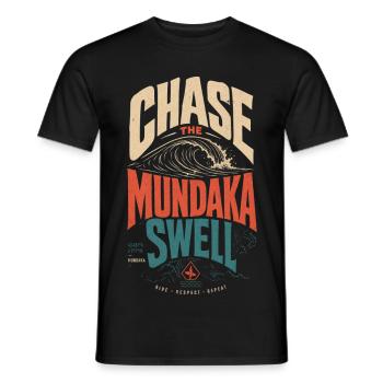Mundaka Surfing - Männer T-Shirt - Schwarz - Vorne - AI Model Male 178 light (178cm)