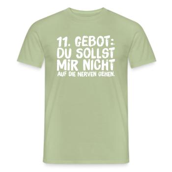 11. Gebot Du sollst mir nicht auf die Nerven gehen - Männer T-Shirt - Sage - Vorne - AI Model Male 178 light (178cm)