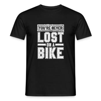 Mountainbike - Männer T-Shirt - Schwarz - Vorne - AI Model Male 178 light (178cm)