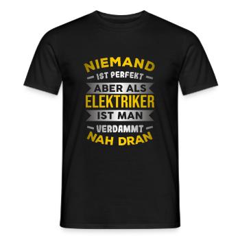 Niemand ist perfekt aber als Elektriker - Männer T-Shirt - Schwarz - Vorne - AI Model Male 178 light (178cm)