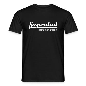Superdad depuis 2019 - T-shirt homme - noir - Devant - AI Model Male 178 light (178cm)