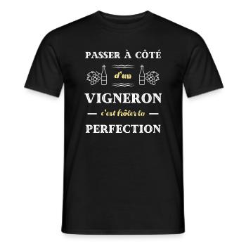 vigneron homme perfection humour idée cadeau vin - T-shirt homme - noir - Devant - AI Model Male 178 light (178cm)