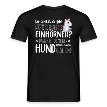 Einhorn vs Hund - Männer T-Shirt - Schwarz - Vorne - AI Model Male 178 light (178cm)