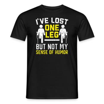 Ich habe ein Bein verloren, aber nicht meinen Sinn für Humor - Männer T-Shirt - Schwarz - Vorne - AI Model Male 178 light (178cm)