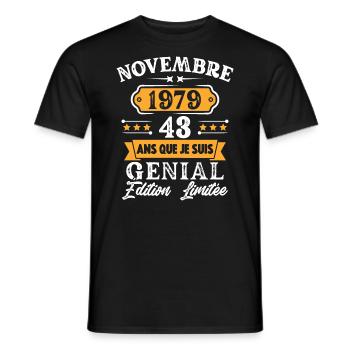 Cadeau D'anniversaire 43 Ans Novembre 1979 Rétro - T-shirt homme - noir - Devant - AI Model Male 178 light (178cm)