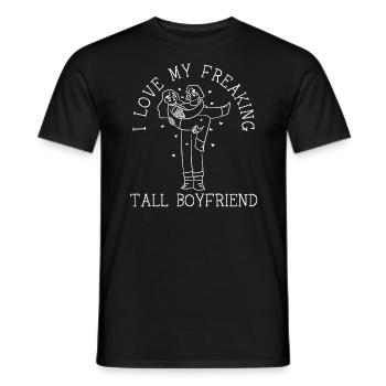 Ich liebe meine verdammt große Freundin - Männer T-Shirt - Schwarz - Vorne - AI Model Male 178 light (178cm)